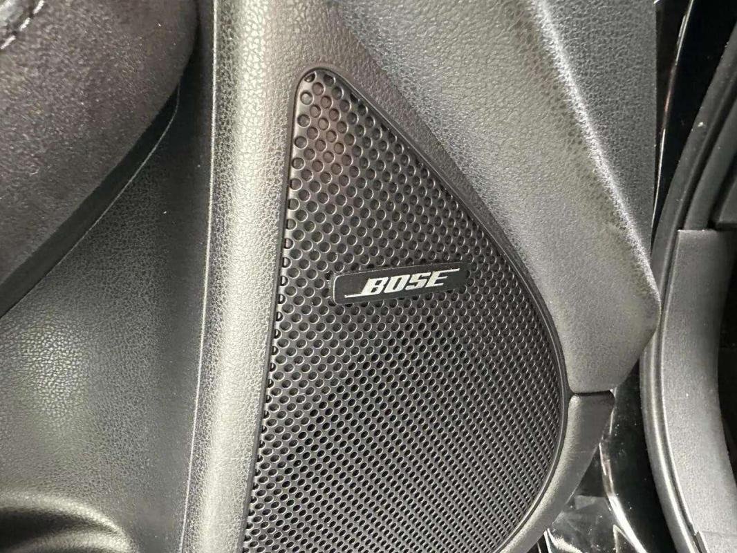 Nissan 370Z - Photo 7