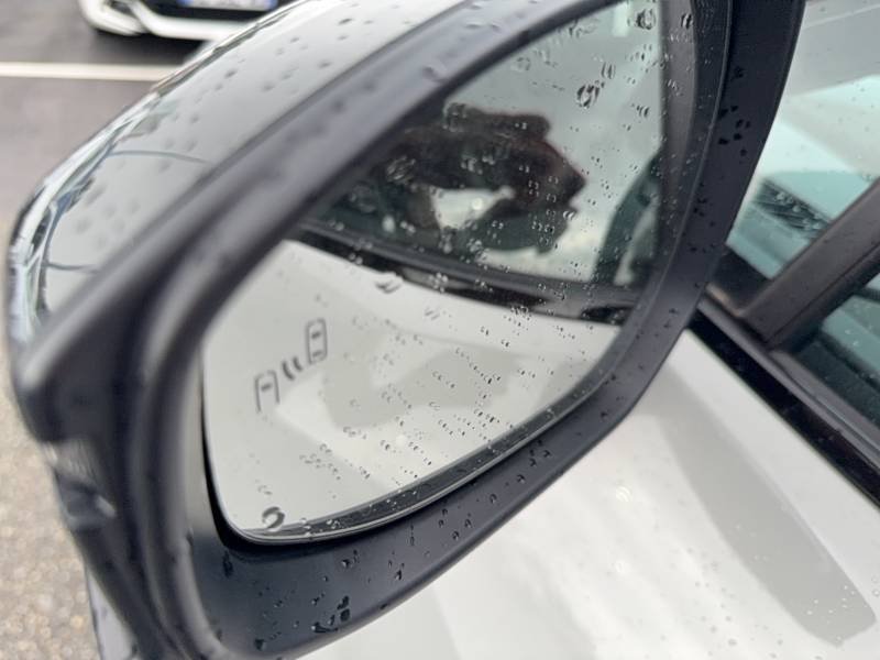Toyota C-HR - Photo 17