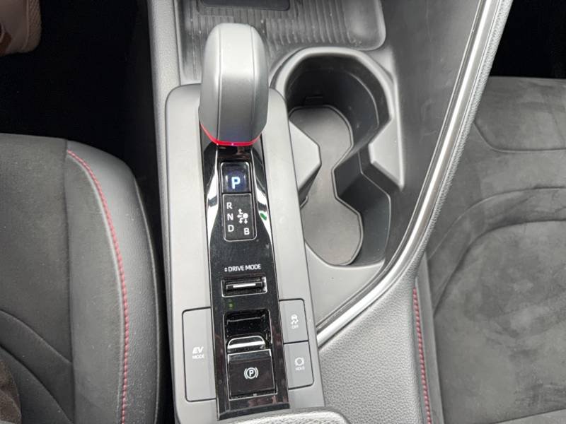 Toyota C-HR - Photo 26