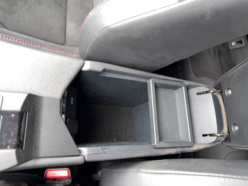 Toyota C-HR - Photo 34
