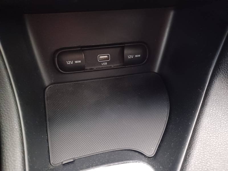 Kia Sportage - Photo 29