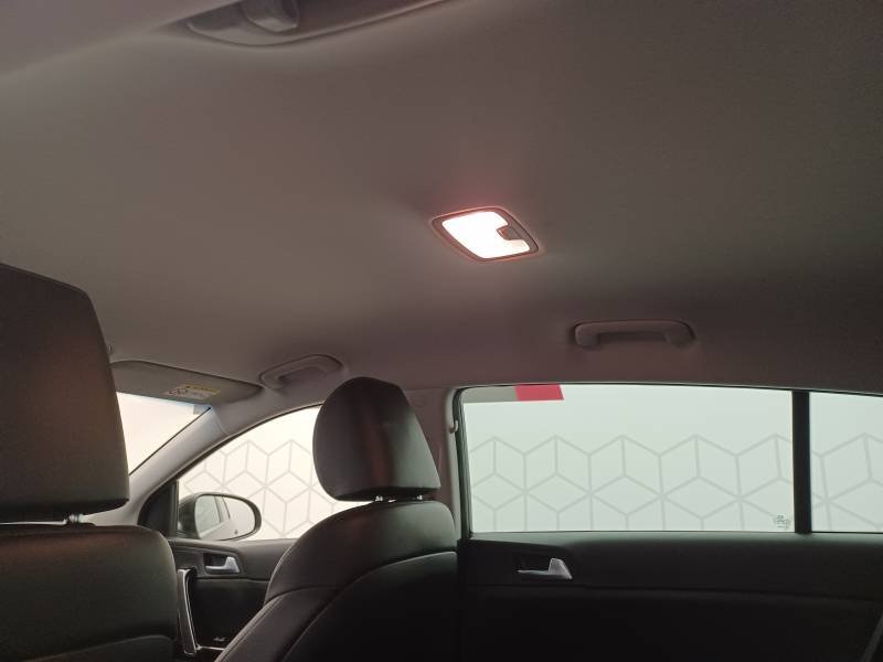 Kia Sportage - Photo 35