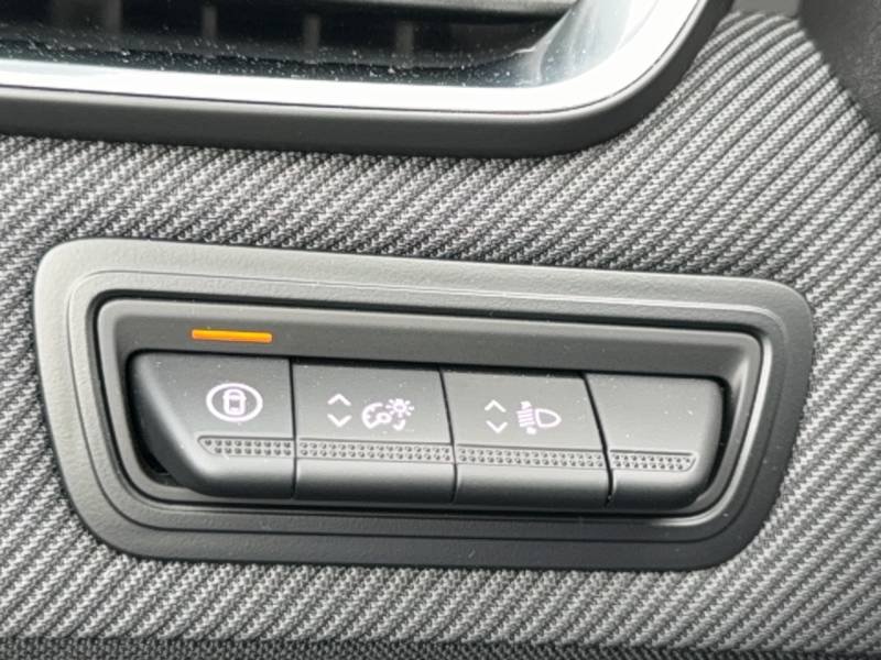Renault Clio - Photo 17