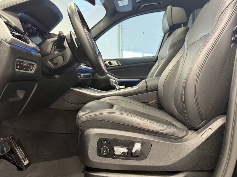 BMW X5 - Photo 40