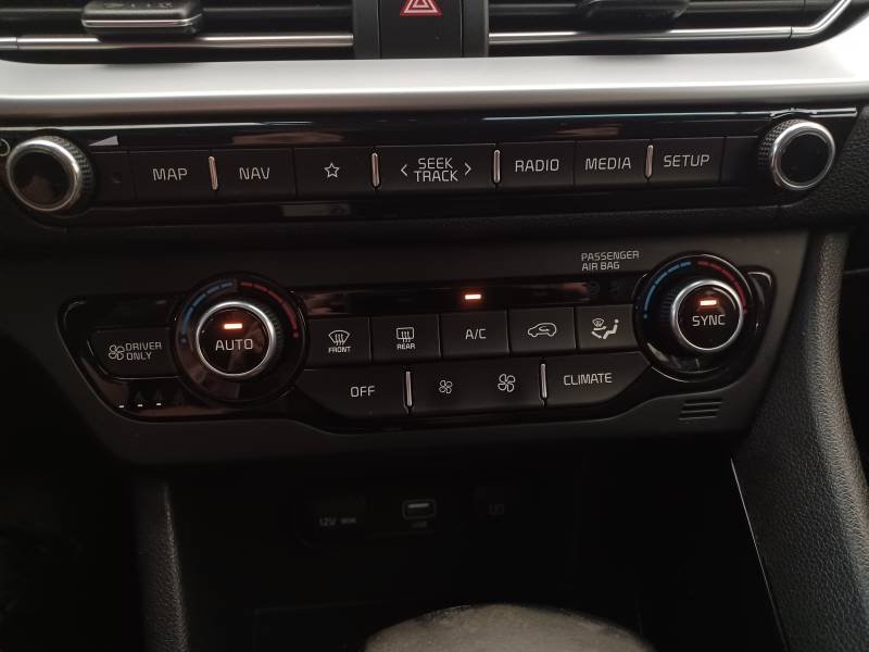 Kia Niro - Photo 28