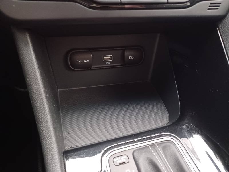 Kia Niro - Photo 29