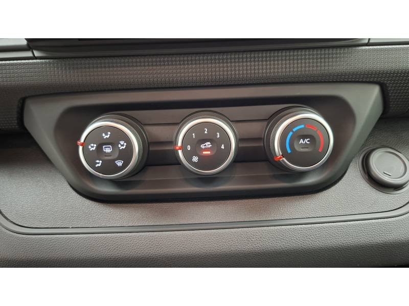 Renault Trafic - Photo 18