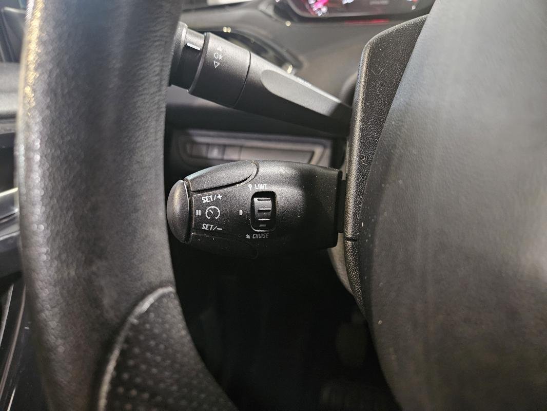 Peugeot 208 - Photo 23