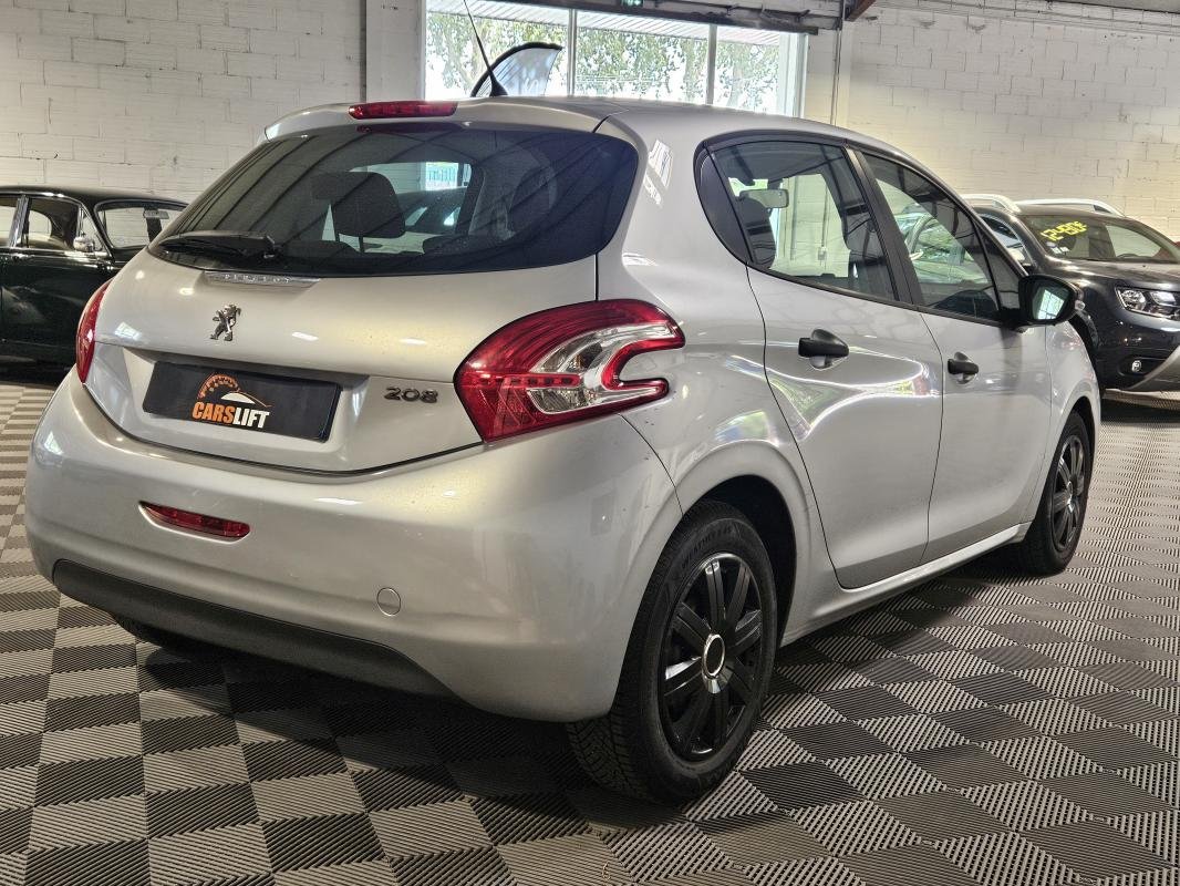 Peugeot 208 - Photo 5