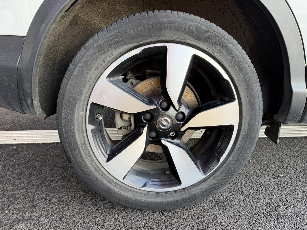Nissan Qashqai - Photo 11