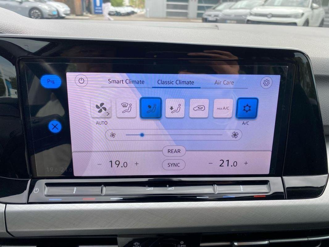 Volkswagen Golf SW - Photo 19