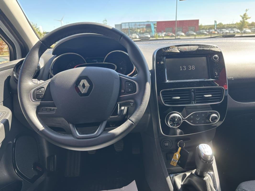 Renault Clio - Photo 15