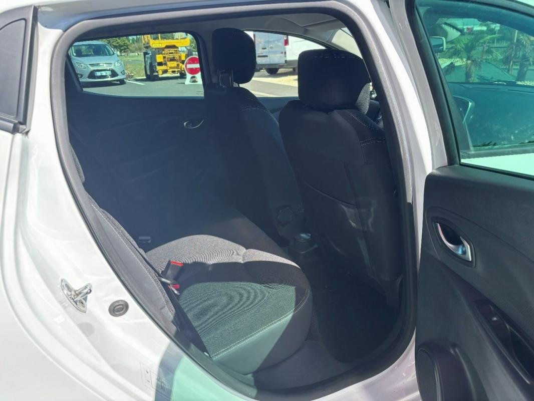 Renault Clio - Photo 19