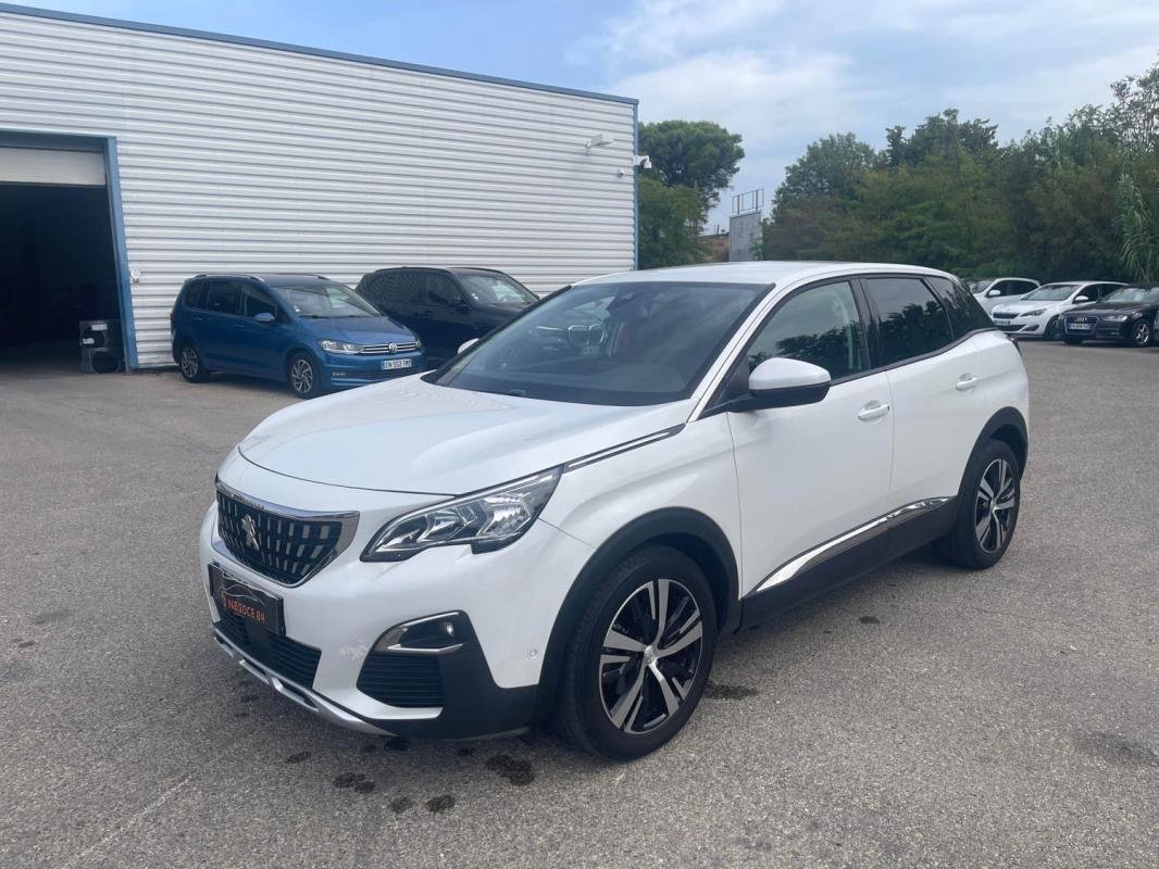 Peugeot 3008 - Photo 1