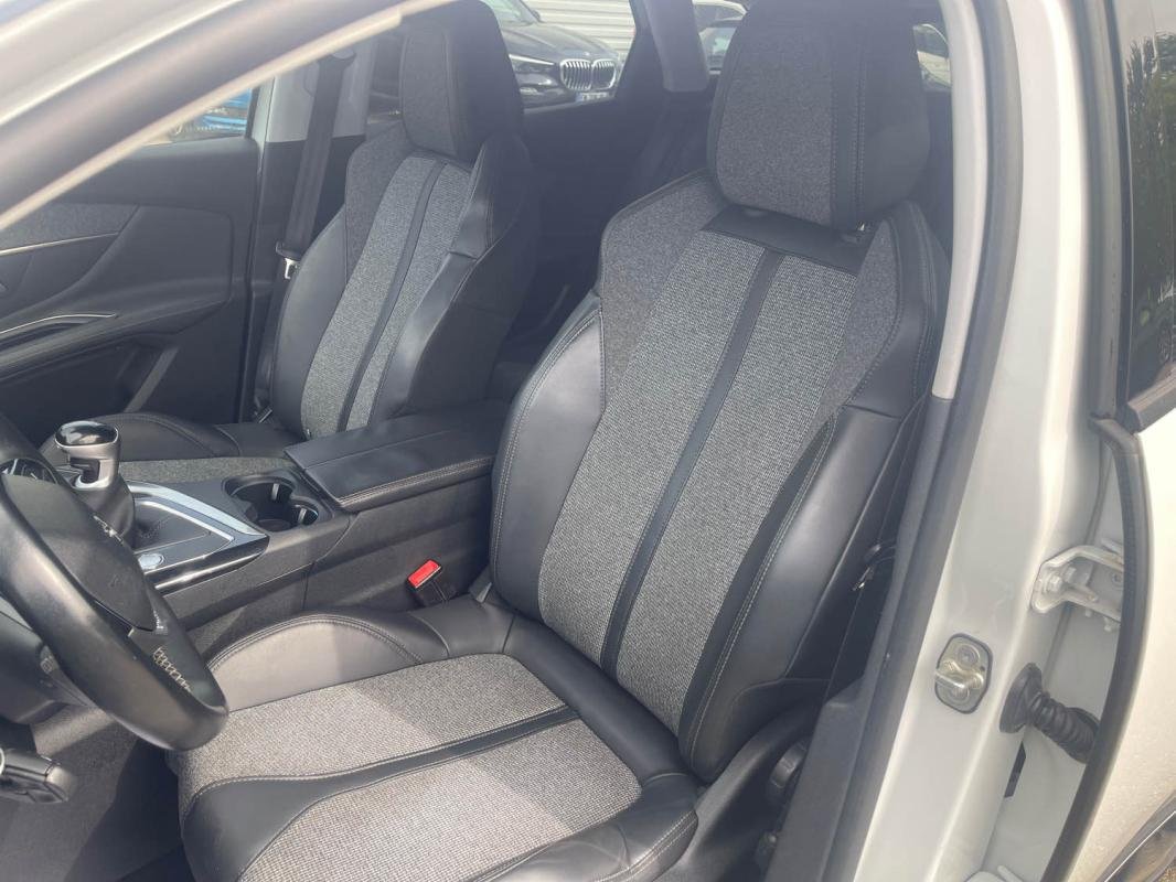 Peugeot 3008 - Photo 12