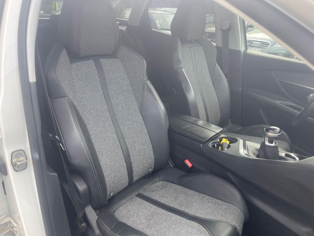 Peugeot 3008 - Photo 13
