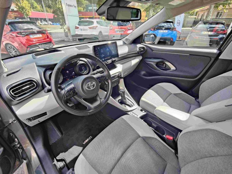 Toyota Yaris - Photo 16