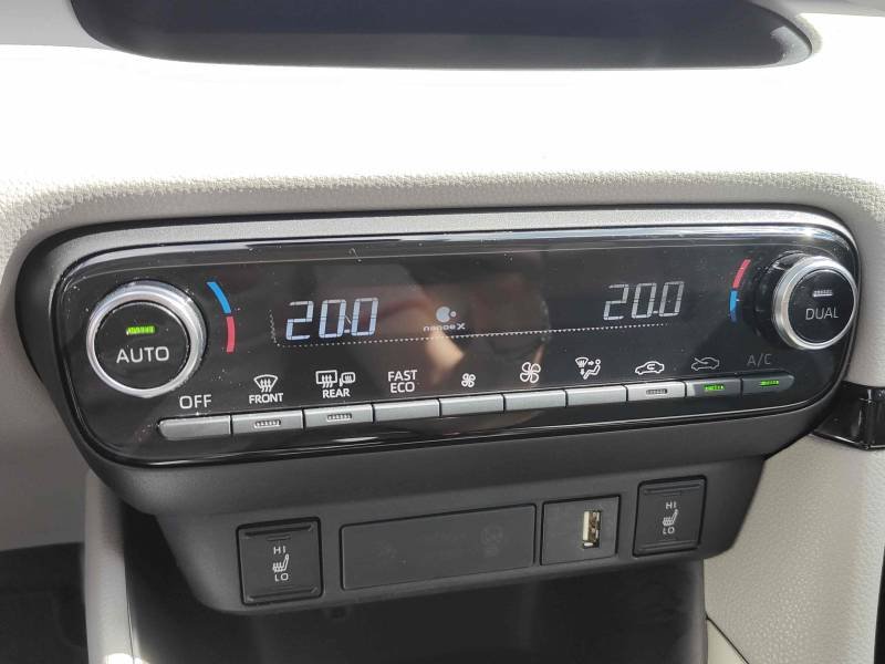 Toyota Yaris - Photo 26
