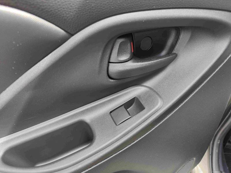 Toyota Yaris - Photo 32