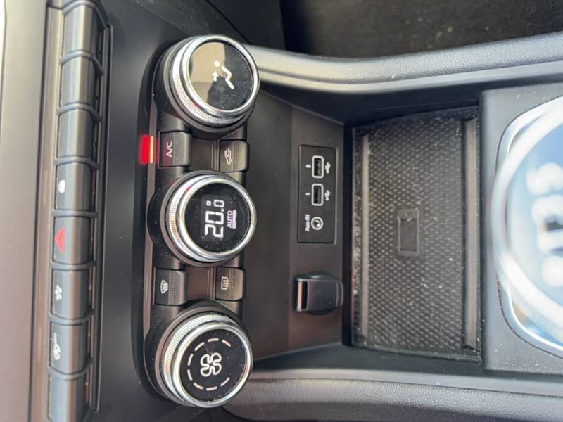 Renault Captur - Photo 23