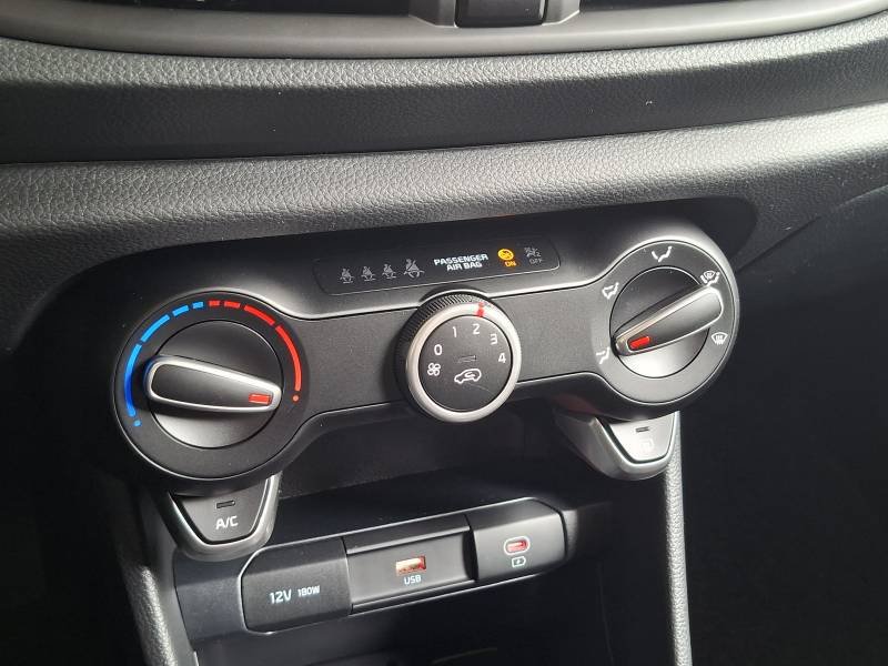 Kia Picanto - Photo 20