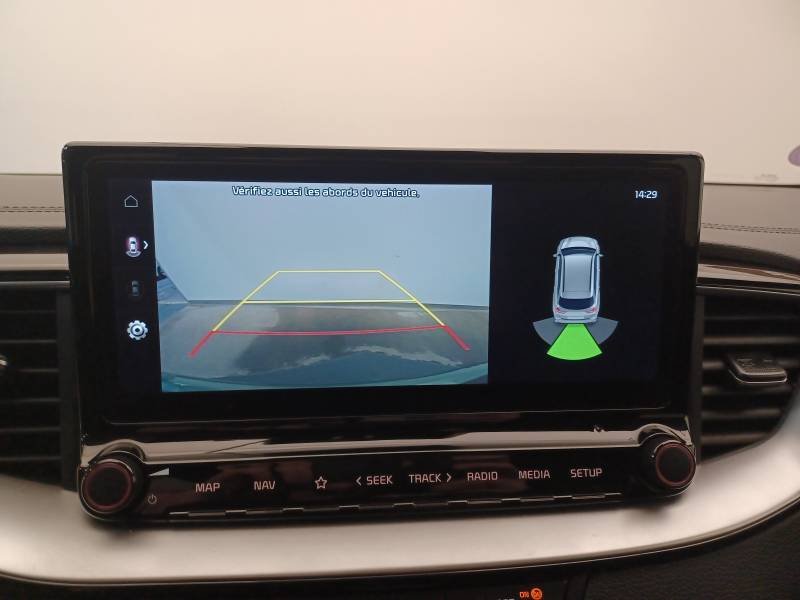 Kia CEED - Photo 23