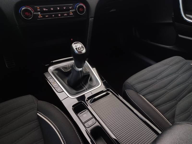 Kia CEED - Photo 28