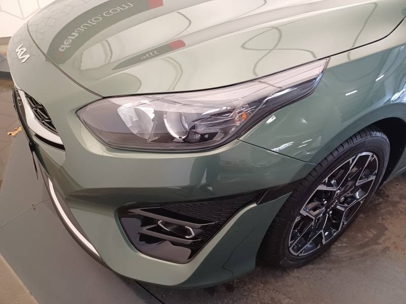 Kia CEED - Photo 37