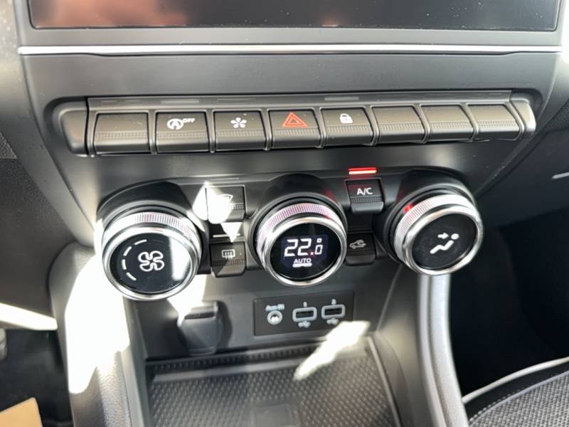 Renault Captur - Photo 24