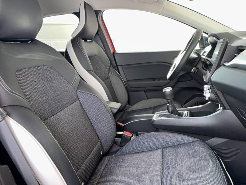 Renault Captur - Photo 10