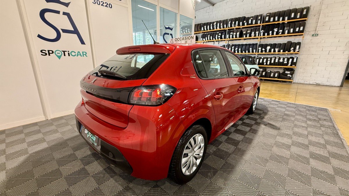 Peugeot 208 - Photo 5
