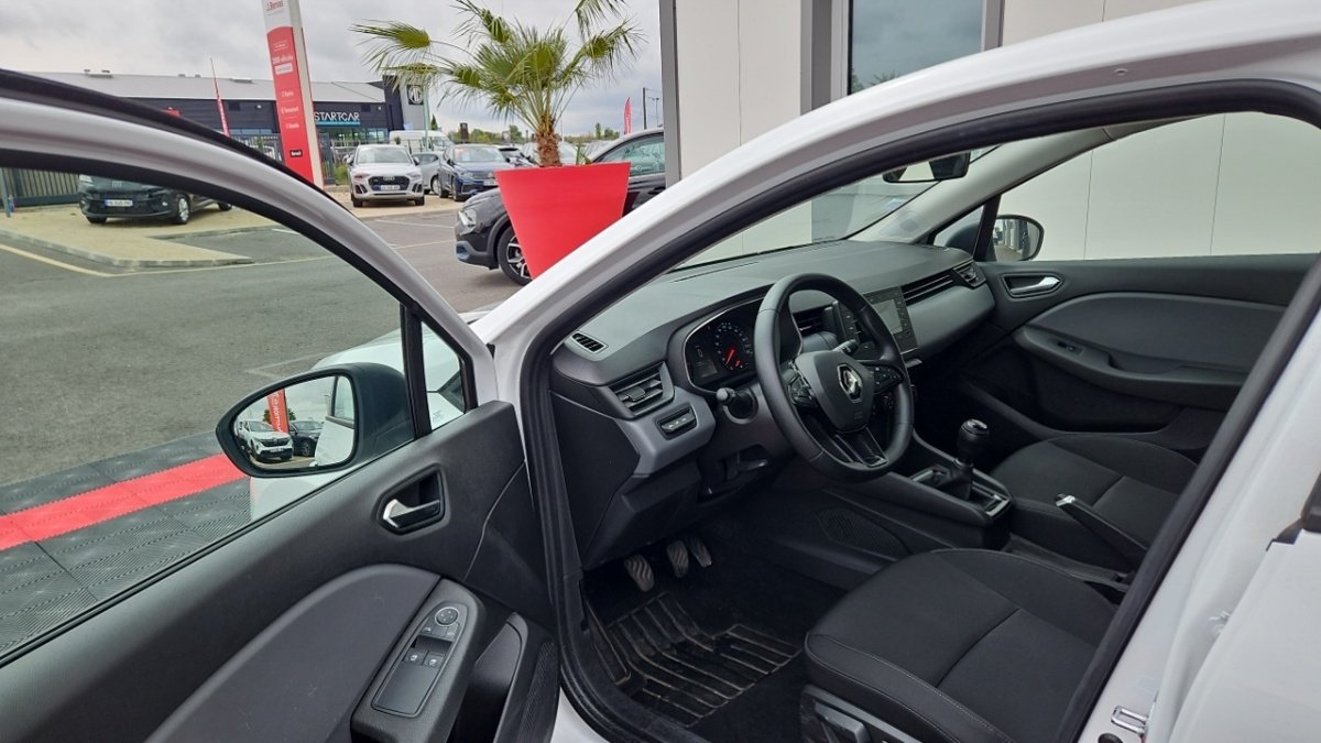 Renault Clio - Photo 12
