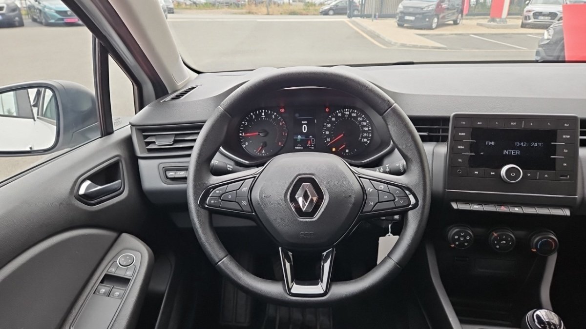 Renault Clio - Photo 15