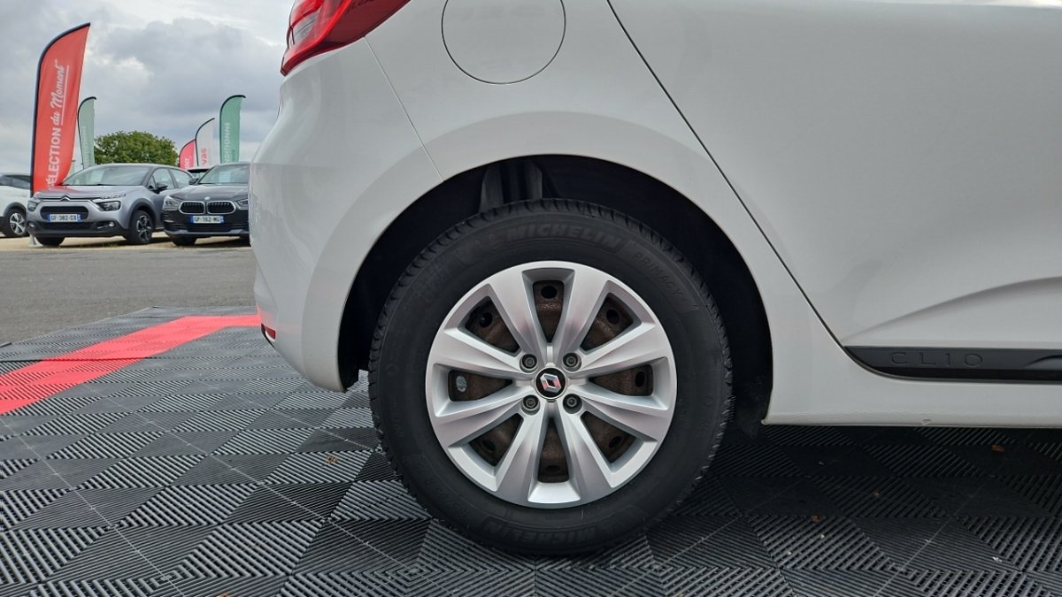 Renault Clio - Photo 8