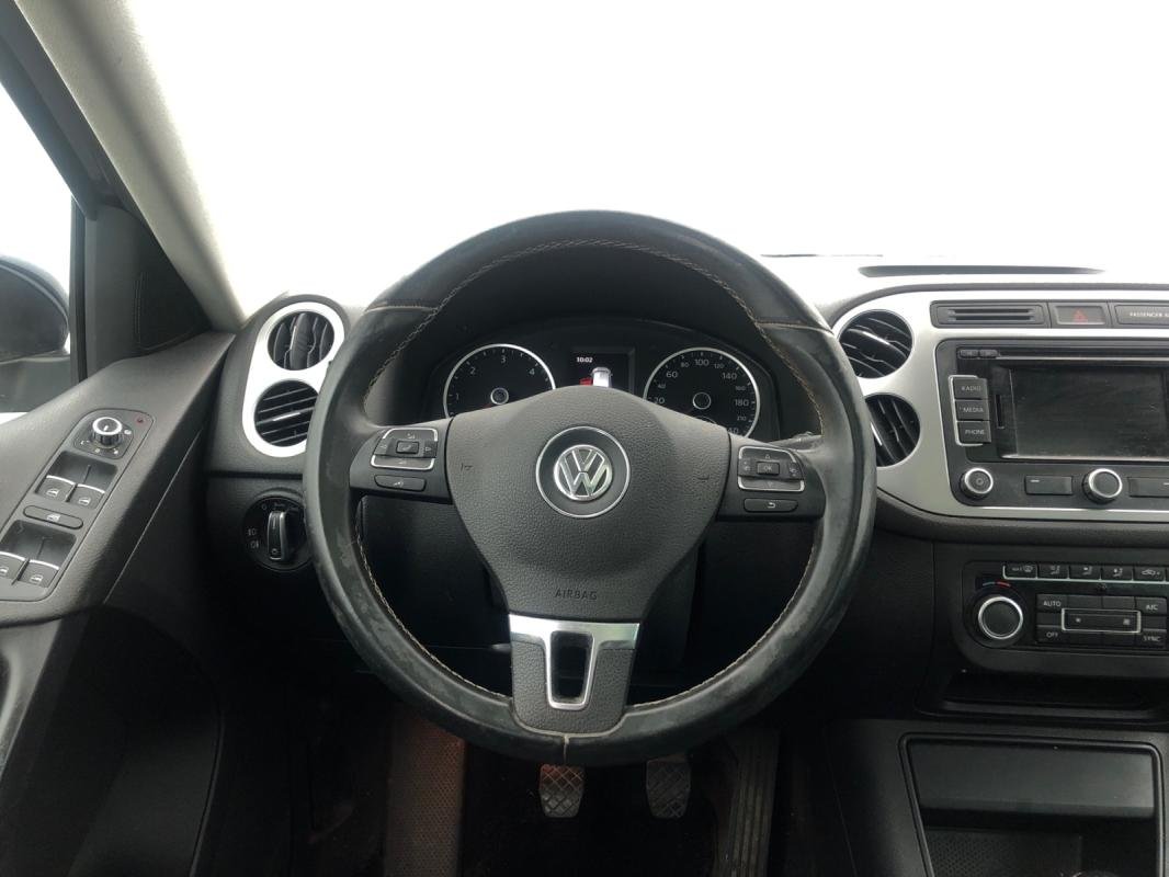 Volkswagen Tiguan - Photo 11