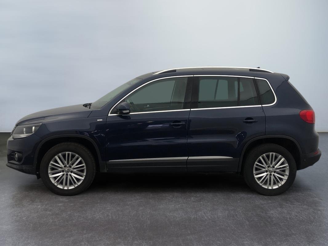 Volkswagen Tiguan - Photo 2