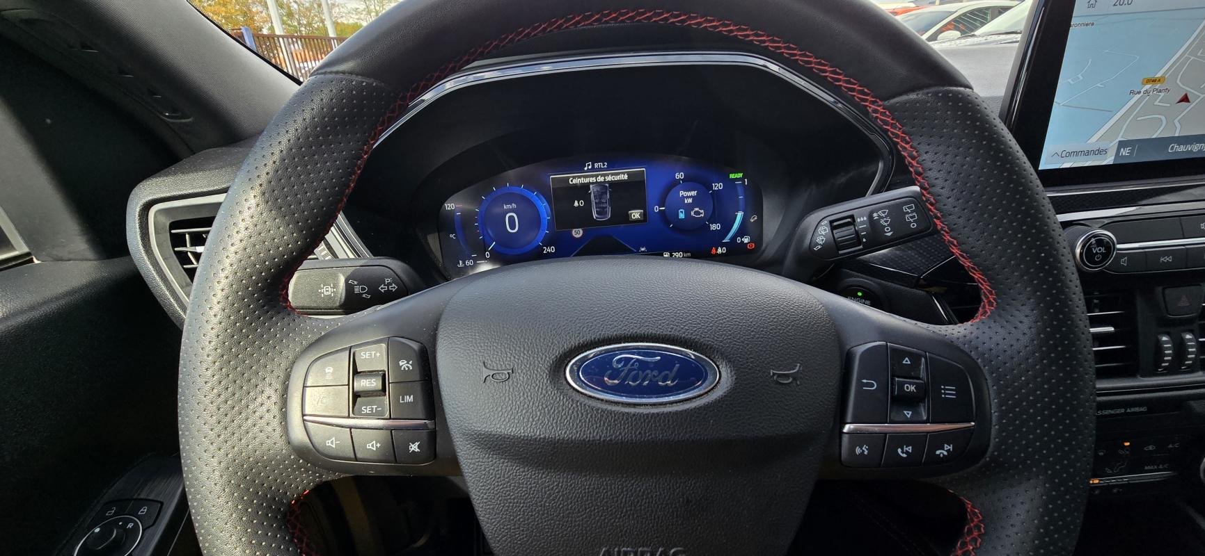 Ford Kuga - Photo 22