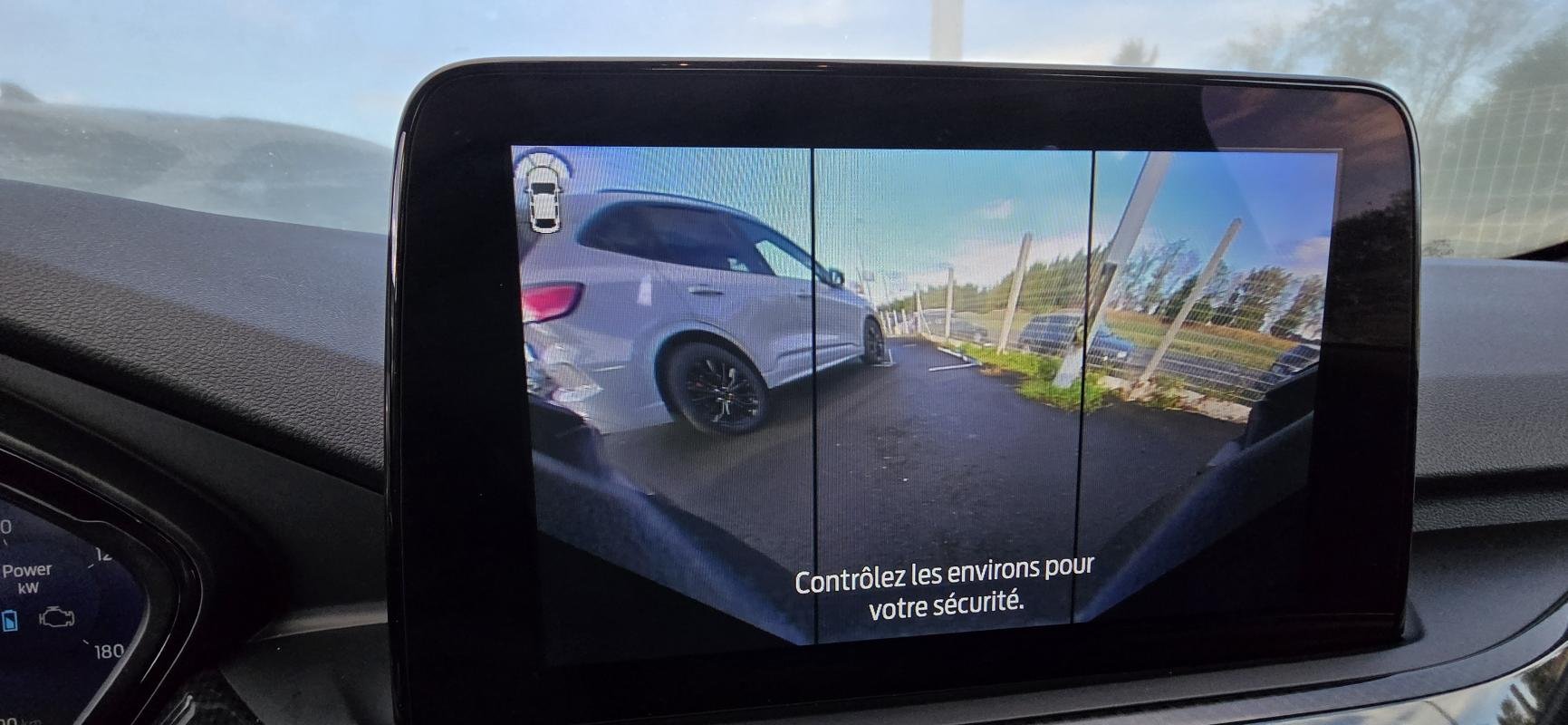 Ford Kuga - Photo 32