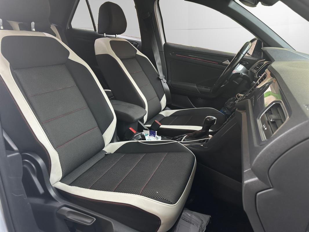 Volkswagen T-Roc - Photo 20