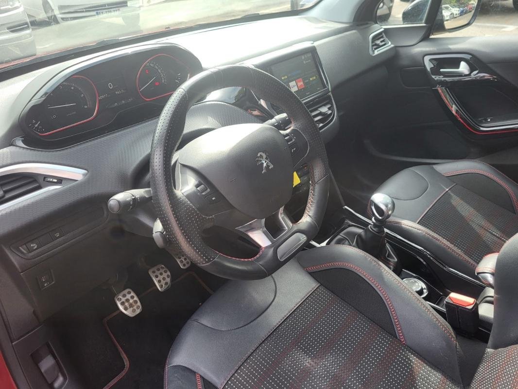Peugeot 2008 - Photo 4