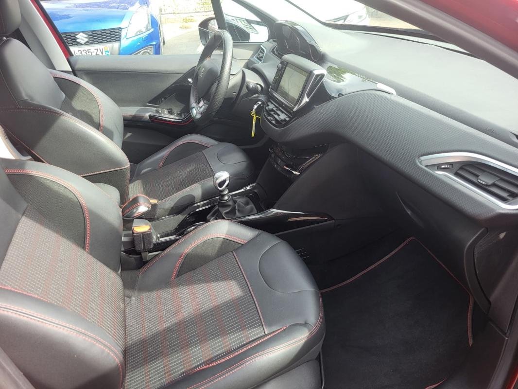 Peugeot 2008 - Photo 6