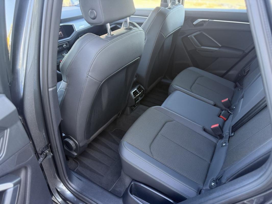 Audi Q3 - Photo 28