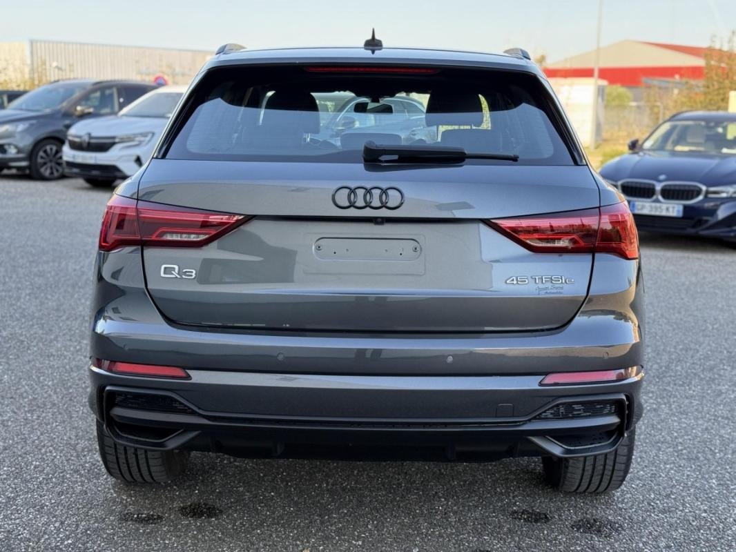Audi Q3 - Photo 7