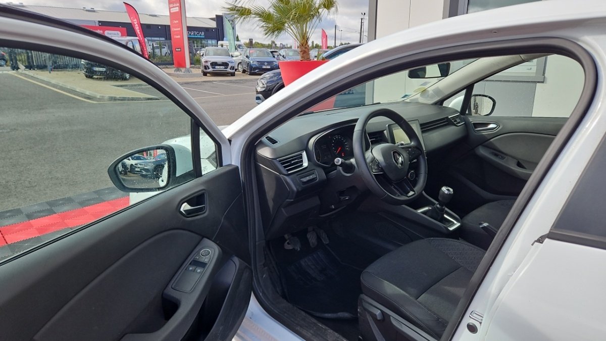 Renault Clio - Photo 13