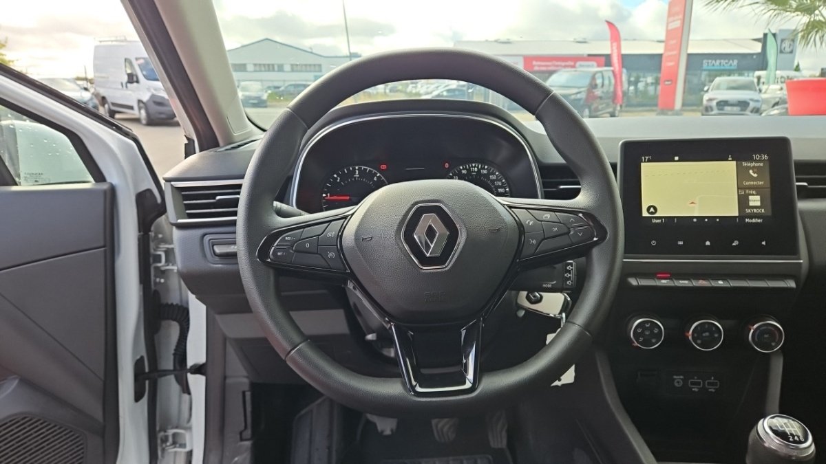 Renault Clio - Photo 16