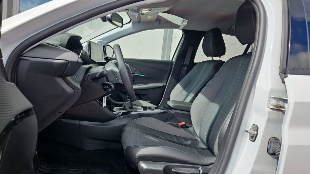 Peugeot 208 - Photo 13