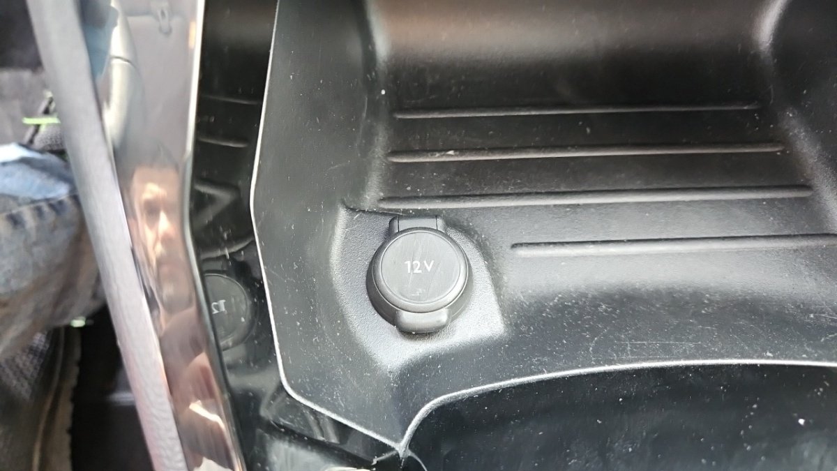 Peugeot 208 - Photo 30