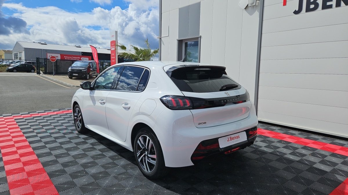 Peugeot 208 - Photo 3