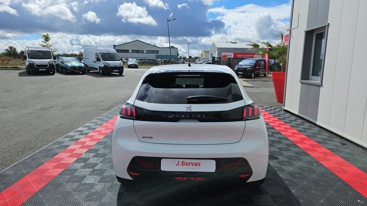 Peugeot 208 - Photo 4