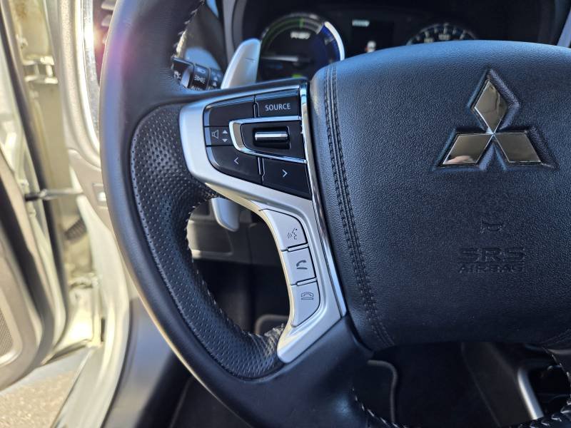 Mitsubishi Outlander - Photo 23